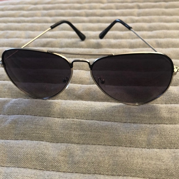 OMBRÉ AVIATOR SUNGLASSES - Picture 2 of 4